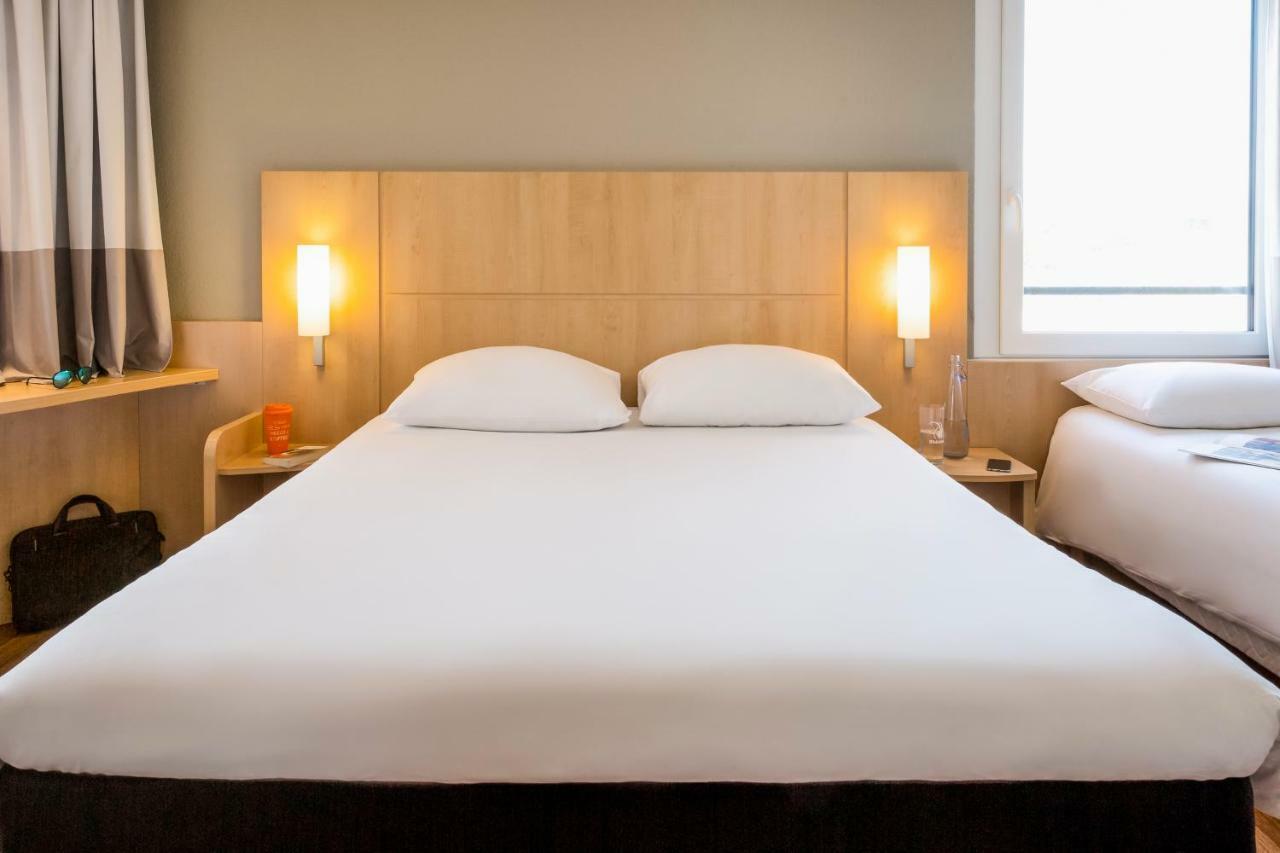Ibis Lausanne Crissier Exterior photo